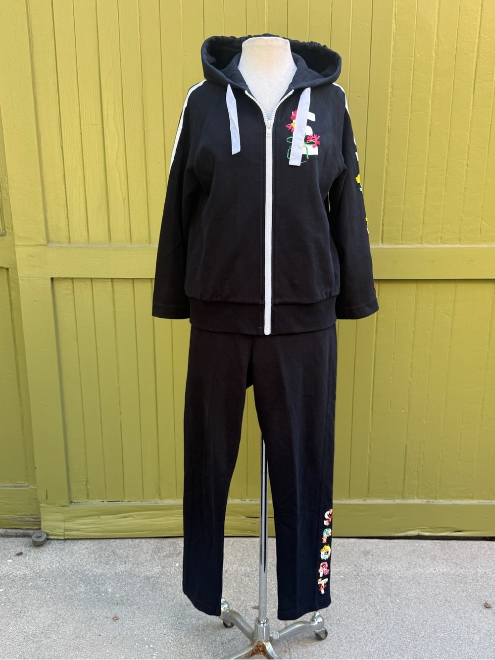 Escada Sport “Bency” Track Jacket and Joggers with Floral Embroidery - size M